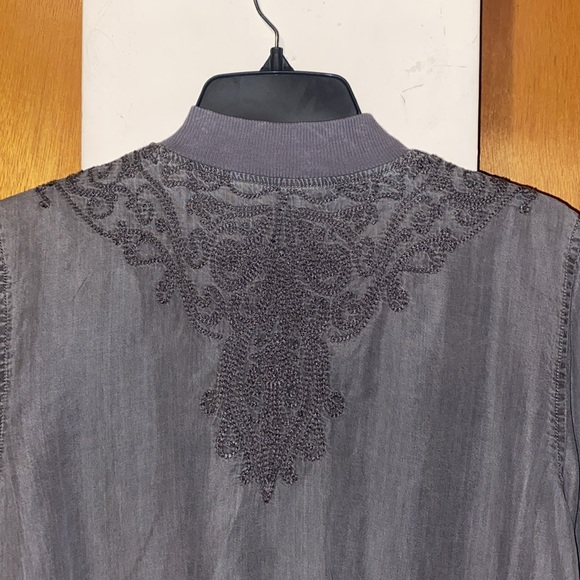 🩶NWT Jessica Simpson Embroidered Light Bomber Jacket in Light Grey - Picture 13 of 14